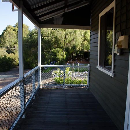 Wellington Forest Cottages ภายนอก รูปภาพ